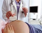 ultrasound on pregnant woman